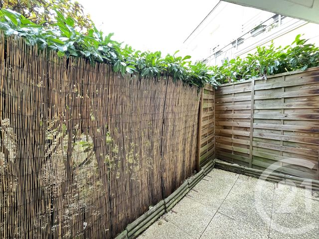 Appartement F2 à vendre - 2 pièces - 47.04 m2 - ELANCOURT - 78 - ILE-DE-FRANCE - Century 21 S.L.P. Immobilier