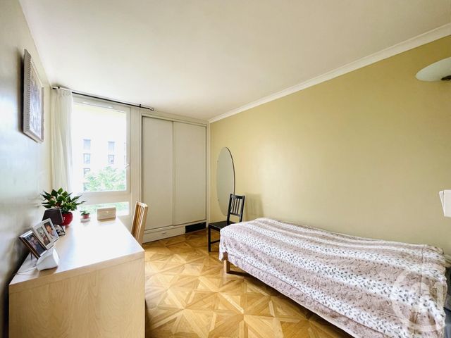 Afficher la photo en grand Appartement F4 à vendre - 4 pièces - 83.85 m2 - ELANCOURT - 78 - ILE-DE-FRANCE - Century 21 S.L.P. Immobilier