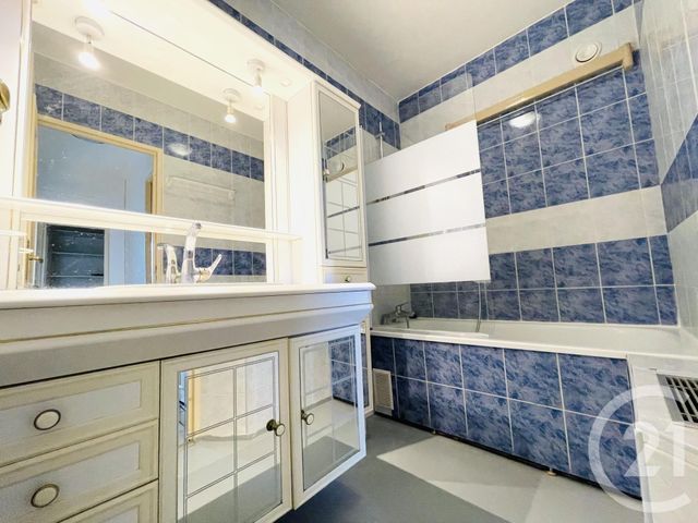 Afficher la photo en grand Appartement F4 à vendre - 4 pièces - 83.85 m2 - ELANCOURT - 78 - ILE-DE-FRANCE - Century 21 S.L.P. Immobilier