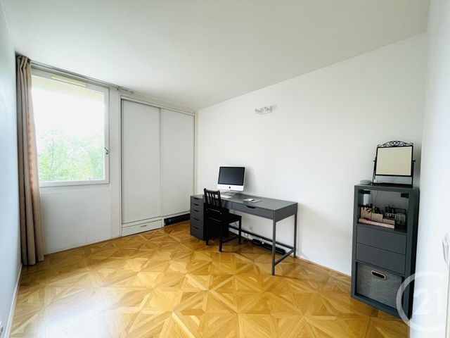 Afficher la photo en grand Appartement F4 à vendre - 4 pièces - 83.85 m2 - ELANCOURT - 78 - ILE-DE-FRANCE - Century 21 S.L.P. Immobilier