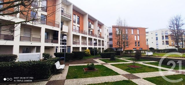 Afficher la photo en grand Appartement F1 à vendre - 1 pièce - 31.14 m2 - ELANCOURT - 78 - ILE-DE-FRANCE - Century 21 S.L.P. Immobilier