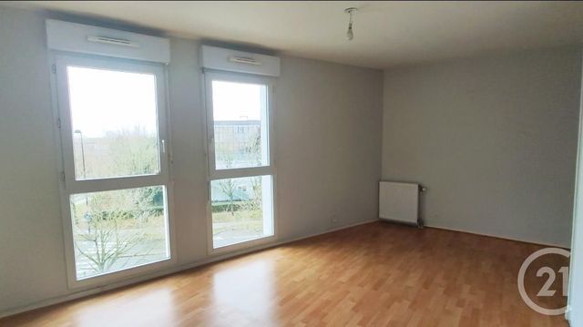 Afficher la photo en grand Appartement F1 à vendre - 1 pièce - 31.14 m2 - ELANCOURT - 78 - ILE-DE-FRANCE - Century 21 S.L.P. Immobilier