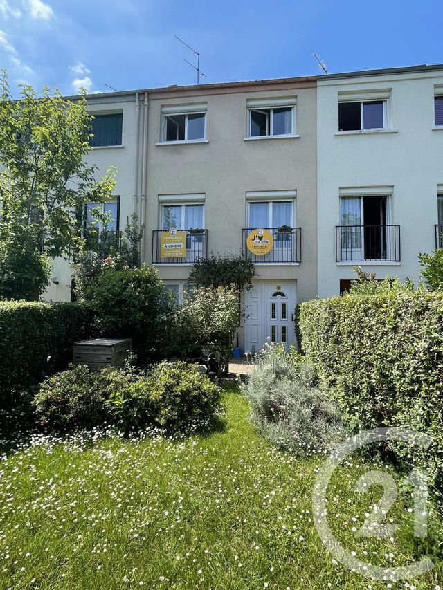 maison à vendre - 5 pièces - 95.0 m2 - MAUREPAS - 78 - ILE-DE-FRANCE - Century 21 S.L.P. Immobilier maison à vendre - 5 pièces - 95.0 m2 - MAUREPAS - 78 - ILE-DE-FRANCE - Century 21 S.L.P. Immobilier