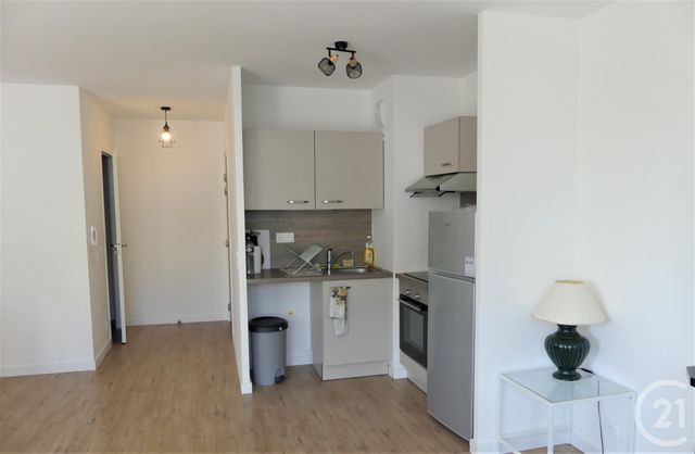 Afficher la photo en grand Appartement F2 à louer - 2 pièces - 49.05 m2 - MAUREPAS - 78 - ILE-DE-FRANCE - Century 21 S.L.P. Immobilier