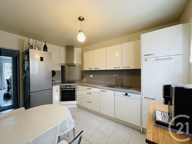 maison à vendre - 5 pièces - 115.0 m2 - COIGNIERES - 78 - ILE-DE-FRANCE - Century 21 S.L.P. Immobilier maison à vendre - 5 pièces - 115.0 m2 - COIGNIERES - 78 - ILE-DE-FRANCE - Century 21 S.L.P. Immobilier