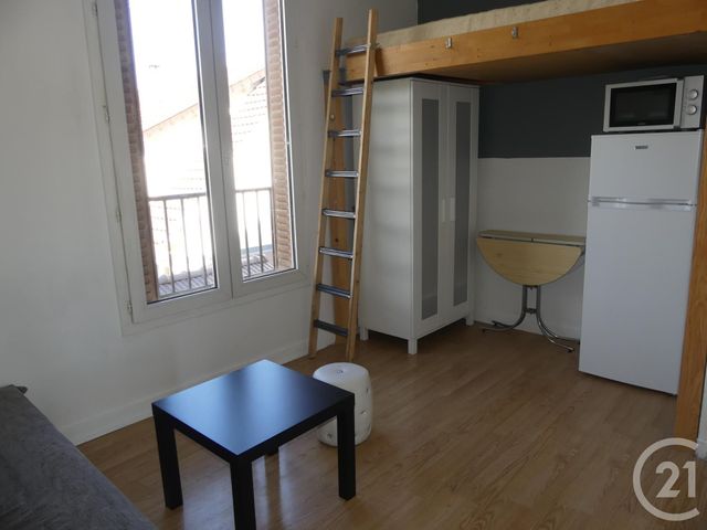 Studette à louer - 1 pièce - 16.38 m2 - LA VERRIERE - 78 - ILE-DE-FRANCE - Century 21 S.L.P. Immobilier Studette à louer - 1 pièce - 16.38 m2 - LA VERRIERE - 78 - ILE-DE-FRANCE - Century 21 S.L.P. Immobilier