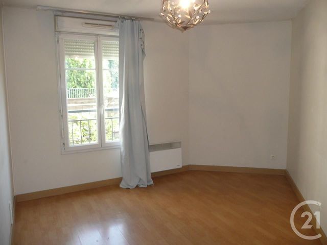 Afficher la photo en grand Appartement à vendre - 4 pièces - 67.85 m2 - TRAPPES - 78 - ILE-DE-FRANCE - Century 21 S.L.P. Immobilier