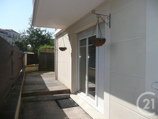 Afficher la photo en grand Appartement à vendre - 4 pièces - 67.85 m2 - TRAPPES - 78 - ILE-DE-FRANCE - Century 21 S.L.P. Immobilier