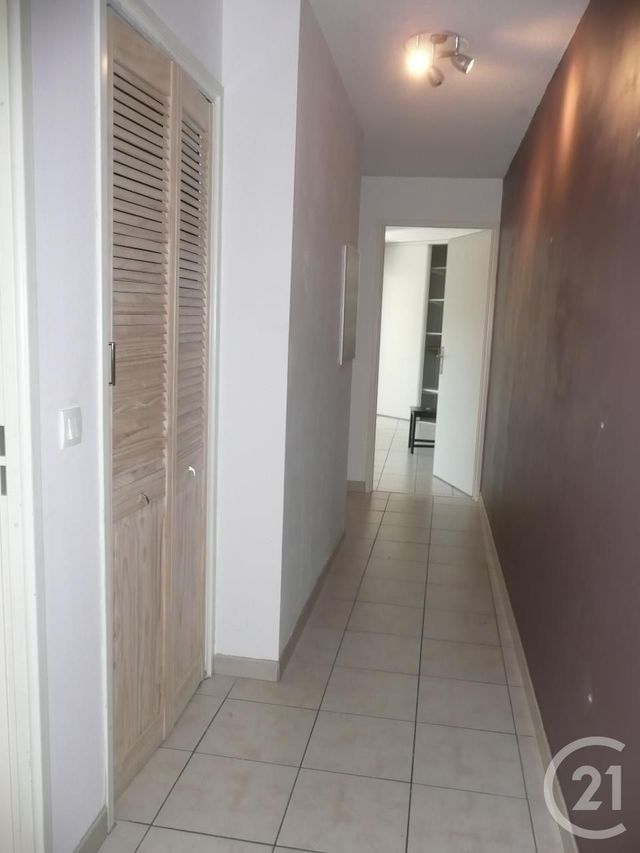 Afficher la photo en grand Appartement à vendre - 4 pièces - 67.85 m2 - TRAPPES - 78 - ILE-DE-FRANCE - Century 21 S.L.P. Immobilier