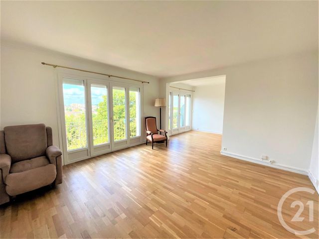 Afficher la photo en grand Appartement F4 à vendre - 4 pièces - 80.0 m2 - MAUREPAS - 78 - ILE-DE-FRANCE - Century 21 S.L.P. Immobilier