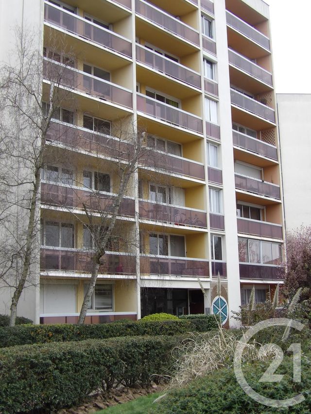 Afficher la photo en grand Appartement à louer - 2 pièces - 50.0 m2 - MAUREPAS - 78 - ILE-DE-FRANCE - Century 21 S.L.P. Immobilier