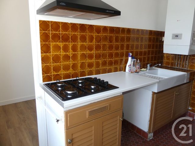 Afficher la photo en grand Appartement F3 à louer - 3 pièces - 75.07 m2 - MAUREPAS - 78 - ILE-DE-FRANCE - Century 21 S.L.P. Immobilier