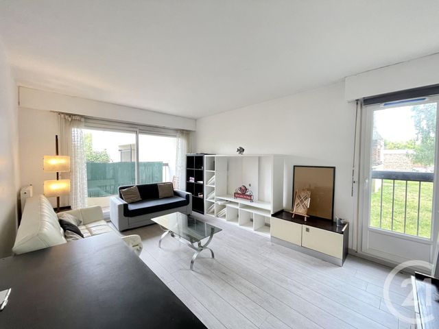 Appartement F2 à vendre - 2 pièces - 47.71 m2 - ELANCOURT - 78 - ILE-DE-FRANCE - Century 21 S.L.P. Immobilier