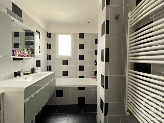 Afficher la photo en grand maison à vendre - 6 pièces - 135.0 m2 - LA VERRIERE - 78 - ILE-DE-FRANCE - Century 21 S.L.P. Immobilier