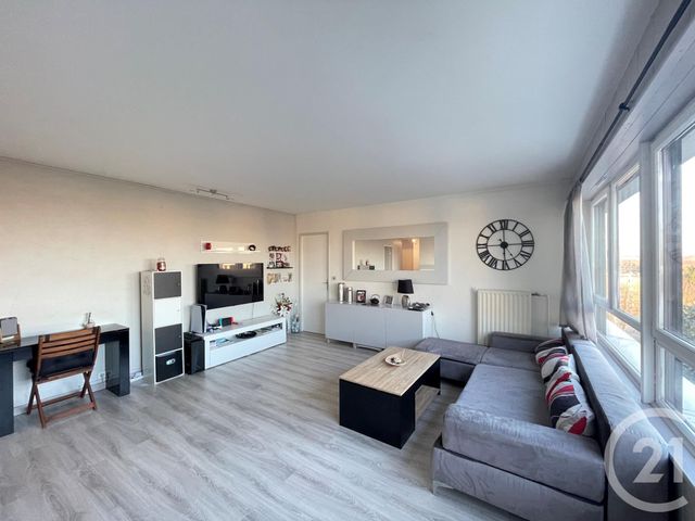 Appartement F3 à vendre - 3 pièces - 76.0 m2 - ELANCOURT - 78 - ILE-DE-FRANCE - Century 21 S.L.P. Immobilier