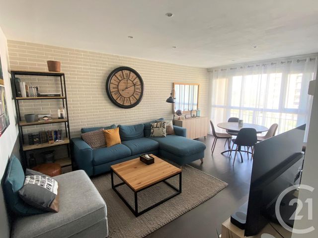 Appartement F3 à louer - 3 pièces - 68.72 m2 - MAUREPAS - 78 - ILE-DE-FRANCE - Century 21 S.L.P. Immobilier