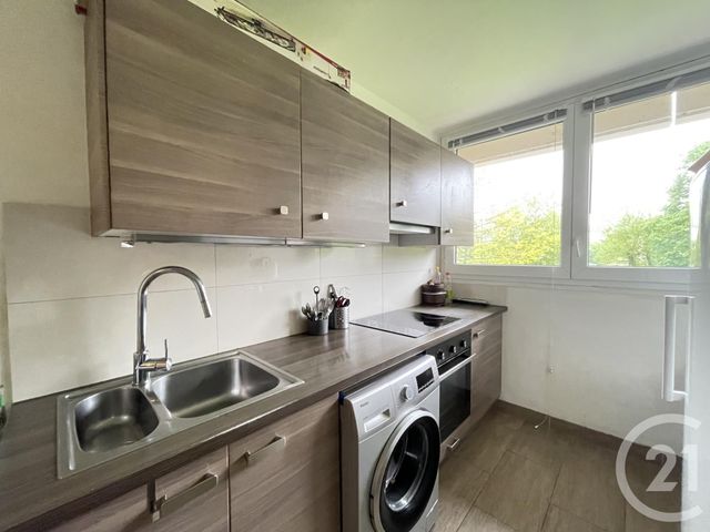 Appartement F3 à vendre - 3 pièces - 71.08 m2 - ELANCOURT - 78 - ILE-DE-FRANCE - Century 21 S.L.P. Immobilier