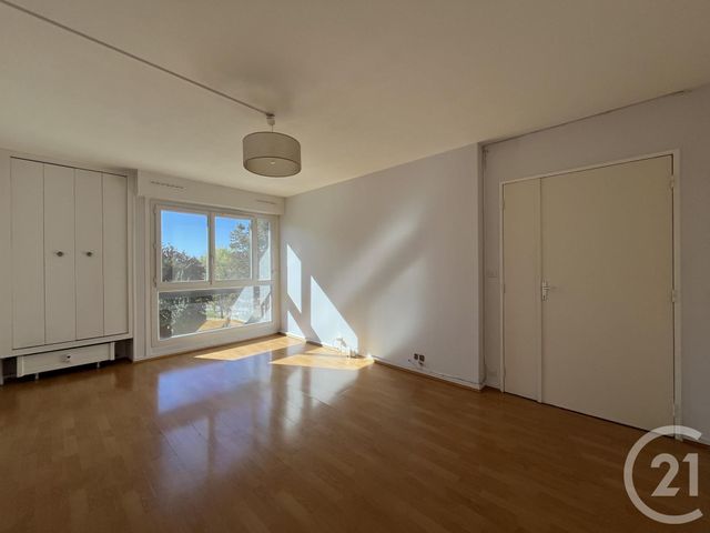 Appartement F2 à vendre - 2 pièces - 49.69 m2 - ELANCOURT - 78 - ILE-DE-FRANCE - Century 21 S.L.P. Immobilier