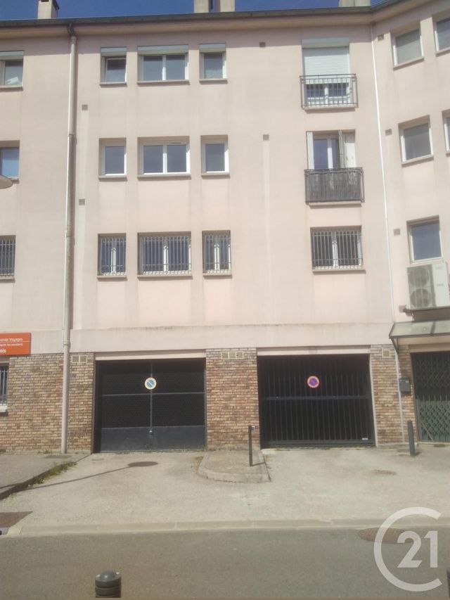 parking à louer - 13.0 m2 - MAUREPAS - 78 - ILE-DE-FRANCE - Century 21 S.L.P. Immobilier