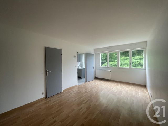 Appartement F1 à vendre - 1 pièce - 33.0 m2 - MAUREPAS - 78 - ILE-DE-FRANCE - Century 21 S.L.P. Immobilier
