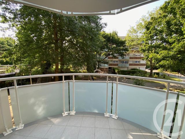 Appartement F3 à vendre - 3 pièces - 74.35 m2 - MAUREPAS - 78 - ILE-DE-FRANCE - Century 21 S.L.P. Immobilier