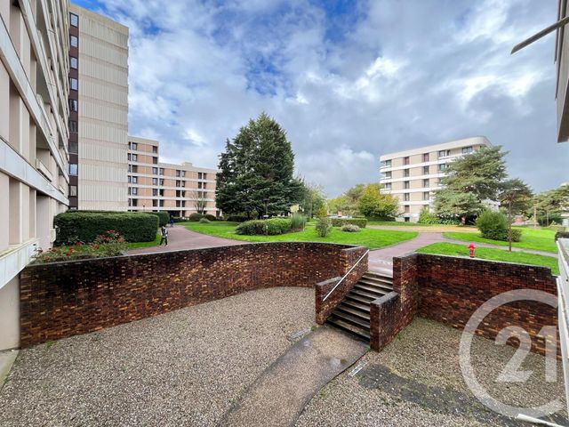 Appartement F4 à vendre - 4 pièces - 83.91 m2 - ELANCOURT - 78 - ILE-DE-FRANCE - Century 21 S.L.P. Immobilier