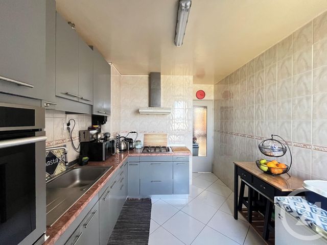 Appartement F4 à vendre - 4 pièces - 77.64 m2 - ELANCOURT - 78 - ILE-DE-FRANCE - Century 21 S.L.P. Immobilier