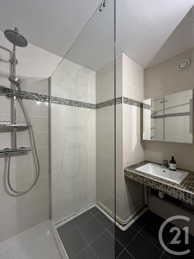 Appartement F5 à vendre - 5 pièces - 93.54 m2 - ELANCOURT - 78 - ILE-DE-FRANCE - Century 21 S.L.P. Immobilier