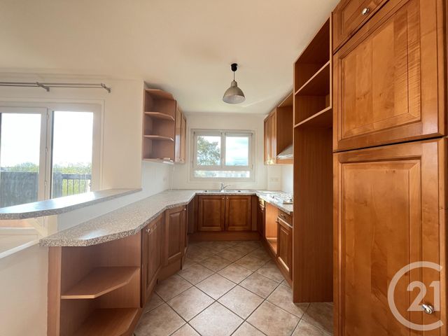 Appartement F2 à vendre - 2 pièces - 51.93 m2 - ELANCOURT - 78 - ILE-DE-FRANCE - Century 21 S.L.P. Immobilier