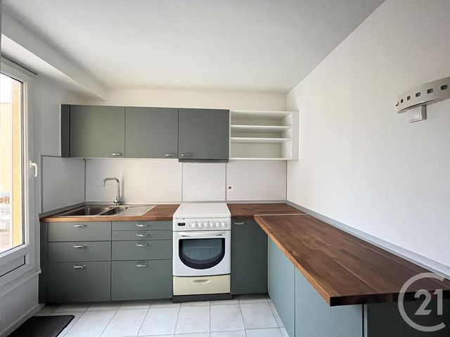 Appartement à vendre - 3 pièces - 75.6 m2 - MAUREPAS - 78 - ILE-DE-FRANCE - Century 21 S.L.P. Immobilier