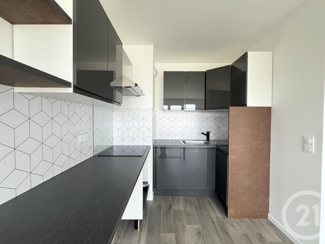Afficher la photo en grand Appartement F2 à vendre - 2 pièces - 37.54 m2 - MAUREPAS - 78 - ILE-DE-FRANCE - Century 21 S.L.P. Immobilier