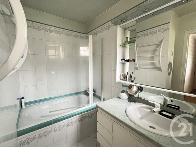 maison à vendre - 6 pièces - 118.69 m2 - MAUREPAS - 78 - ILE-DE-FRANCE - Century 21 S.L.P. Immobilier