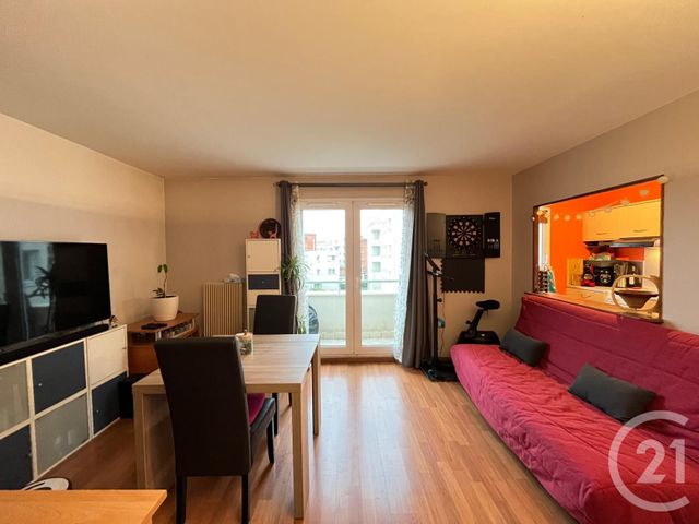 Appartement F2 à vendre - 2 pièces - 46.35 m2 - ELANCOURT - 78 - ILE-DE-FRANCE - Century 21 S.L.P. Immobilier