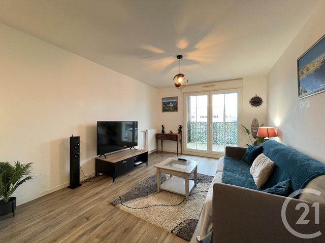 Appartement F2 à vendre - 2 pièces - 39.34 m2 - MAUREPAS - 78 - ILE-DE-FRANCE - Century 21 S.L.P. Immobilier