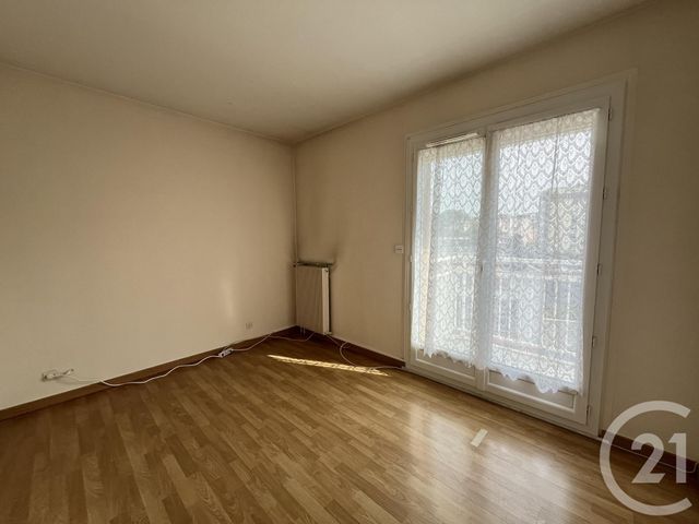 Appartement F3 à vendre - 3 pièces - 67.53 m2 - MAUREPAS - 78 - ILE-DE-FRANCE - Century 21 S.L.P. Immobilier