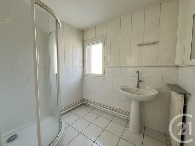 Appartement F3 à vendre - 3 pièces - 67.53 m2 - MAUREPAS - 78 - ILE-DE-FRANCE - Century 21 S.L.P. Immobilier