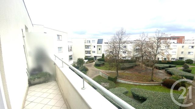 Appartement F2 à louer - 2 pièces - 46.38 m2 - ELANCOURT - 78 - ILE-DE-FRANCE - Century 21 S.L.P. Immobilier