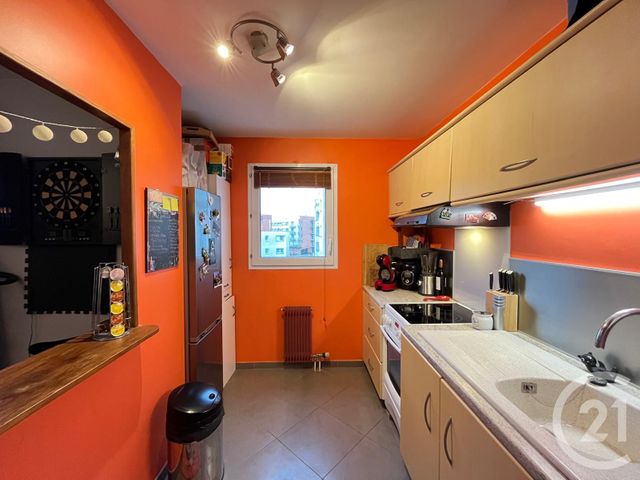 Appartement F2 à louer - 2 pièces - 46.38 m2 - ELANCOURT - 78 - ILE-DE-FRANCE - Century 21 S.L.P. Immobilier