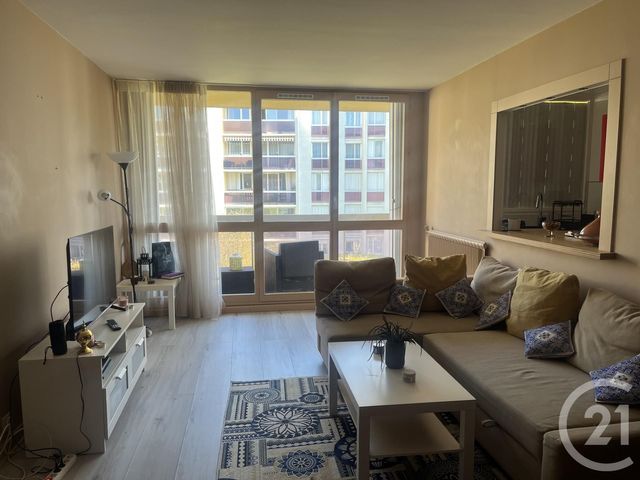Appartement F2 à vendre - 2 pièces - 50.28 m2 - ELANCOURT - 78 - ILE-DE-FRANCE - Century 21 S.L.P. Immobilier