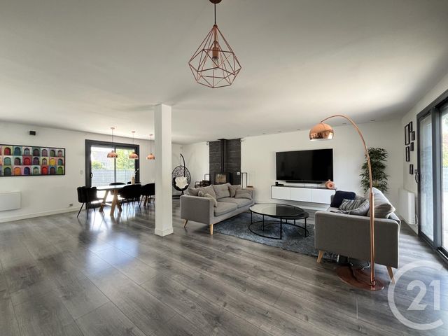 maison à vendre - 7 pièces - 157.31 m2 - ELANCOURT - 78 - ILE-DE-FRANCE - Century 21 S.L.P. Immobilier
