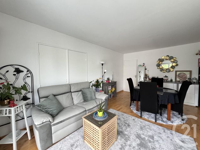 Appartement F4 à vendre - 4 pièces - 89.33 m2 - MAUREPAS - 78 - ILE-DE-FRANCE - Century 21 S.L.P. Immobilier