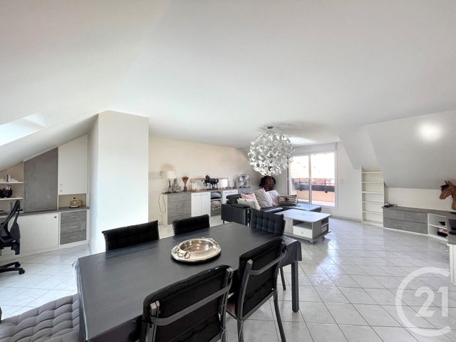 Appartement F4 à vendre - 4 pièces - 119.0 m2 - MAUREPAS - 78 - ILE-DE-FRANCE - Century 21 S.L.P. Immobilier