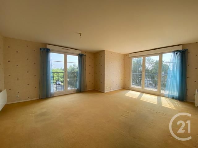 Appartement F3 à vendre - 3 pièces - 63.3 m2 - COIGNIERES - 78 - ILE-DE-FRANCE - Century 21 S.L.P. Immobilier