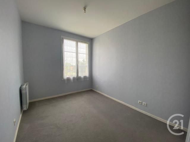 Appartement F3 à vendre - 3 pièces - 63.3 m2 - COIGNIERES - 78 - ILE-DE-FRANCE - Century 21 S.L.P. Immobilier