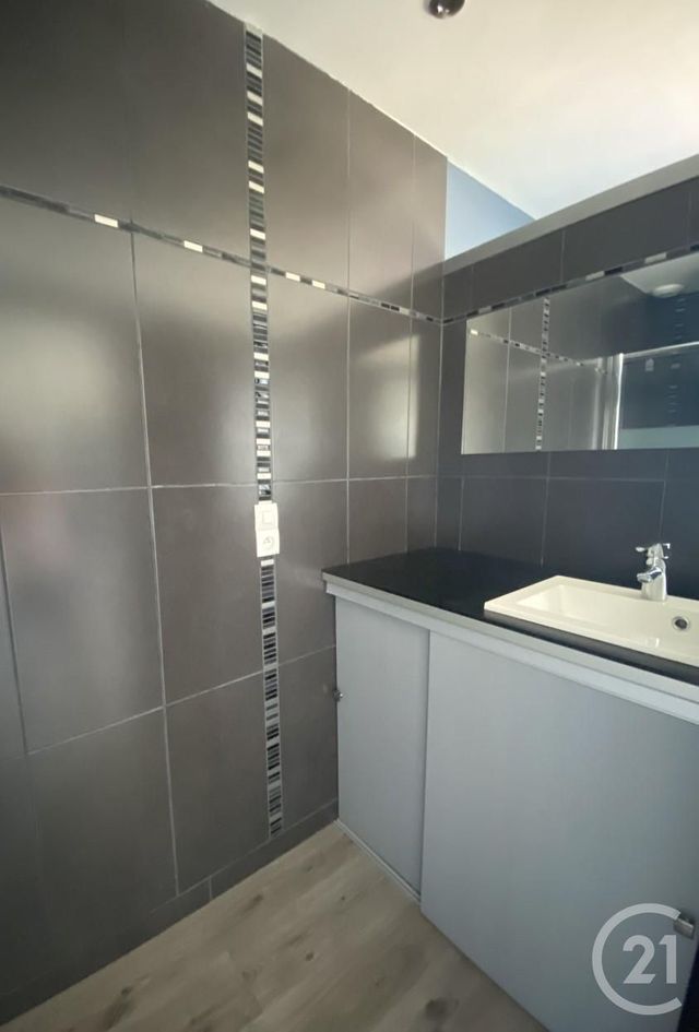 maison à louer - 4 pièces - 110.56 m2 - ELANCOURT - 78 - ILE-DE-FRANCE - Century 21 S.L.P. Immobilier