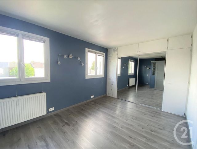 maison à louer - 4 pièces - 110.56 m2 - ELANCOURT - 78 - ILE-DE-FRANCE - Century 21 S.L.P. Immobilier