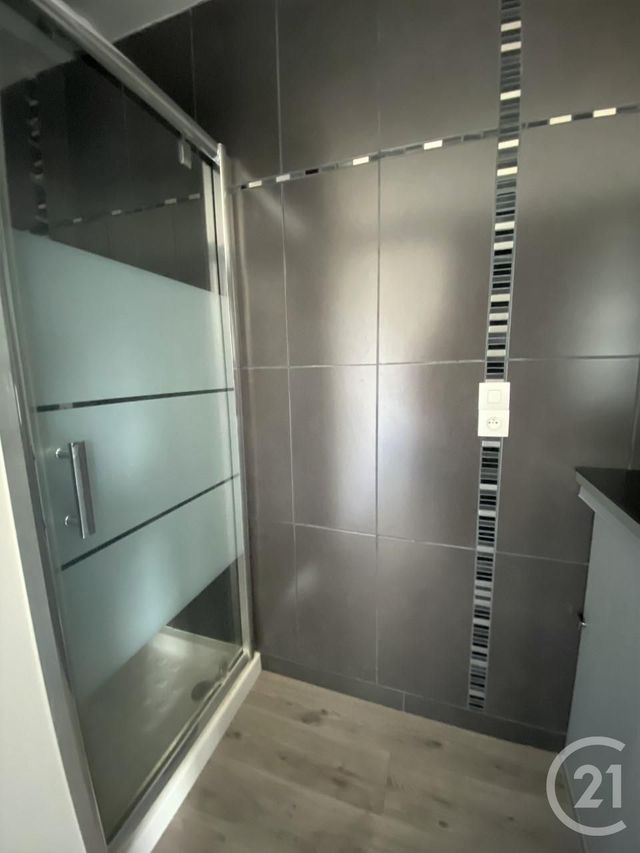 maison à louer - 4 pièces - 110.56 m2 - ELANCOURT - 78 - ILE-DE-FRANCE - Century 21 S.L.P. Immobilier