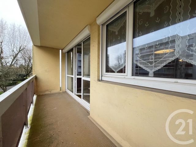 Appartement F3 à vendre - 3 pièces - 75.04 m2 - ELANCOURT - 78 - ILE-DE-FRANCE - Century 21 S.L.P. Immobilier