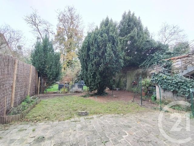 Appartement F2 à louer - 2 pièces - 56.4 m2 - JOUARS PONTCHARTRAIN - 78 - ILE-DE-FRANCE - Century 21 S.L.P. Immobilier