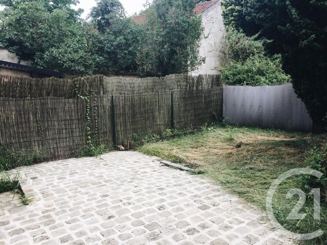 Appartement F2 à louer - 2 pièces - 56.4 m2 - JOUARS PONTCHARTRAIN - 78 - ILE-DE-FRANCE - Century 21 S.L.P. Immobilier